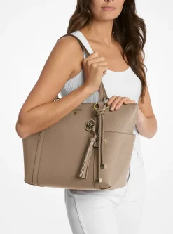 Breloque de sac dorée avec cordon