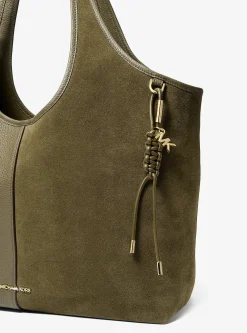 Breloque de sac dorée avec cordon tressé