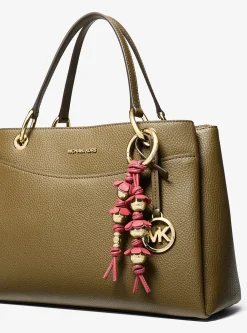 Breloque de sac florale travaillée