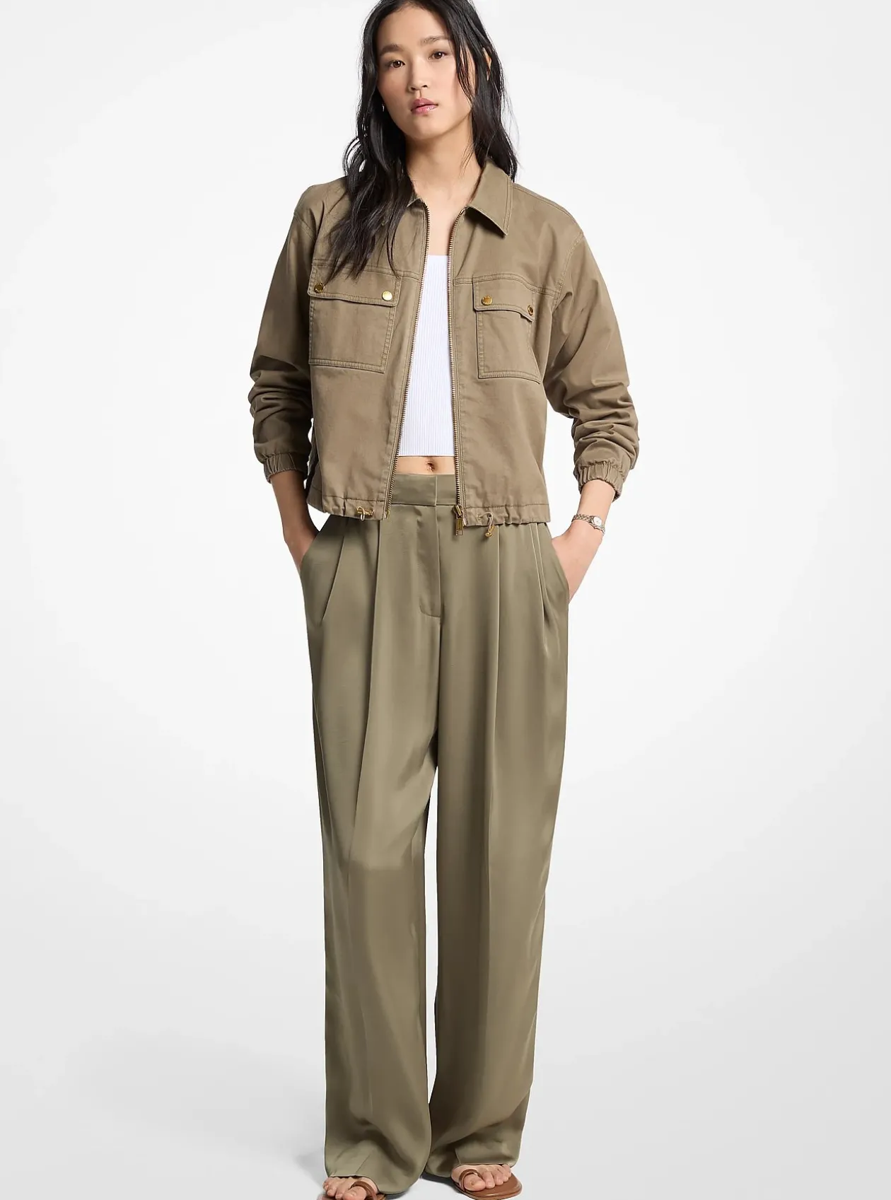 Pantalon à jambes larges en satin drapé