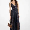 Robe longue en dentelle cordée fleurie