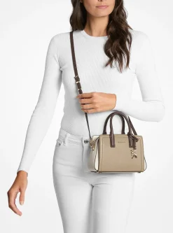 Très petit sac à bandoulière Laila en cuir grainé